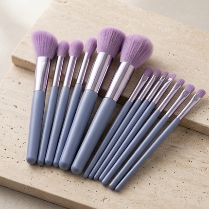 GlowBrush – Ensemble 13 Pinceaux + Trousse Ultra-Douce