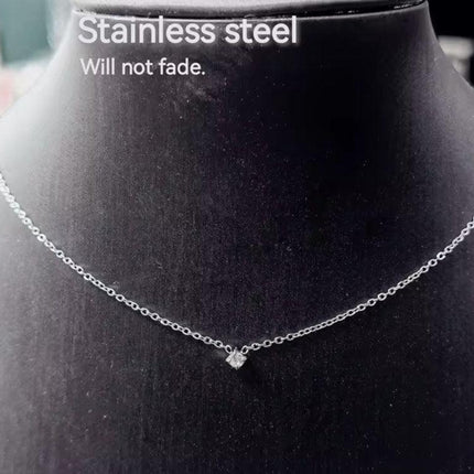 Collier ras de cou en acier inoxydable avec pendentif zircon, bijou minimaliste femme.