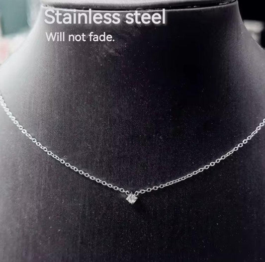 Collier ras de cou en acier inoxydable avec pendentif zircon, bijou minimaliste femme.