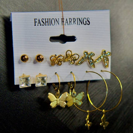 Violetta - Coffret Papillon Doré – Boucles d’Oreilles Féminines & Délicates (Lot de 6 paires)