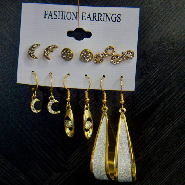 Irma - Coffret Éclat Précieux – Boucles d’Oreilles Dorées & Strass (Lot de 6 paires)