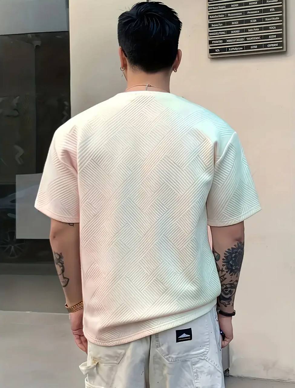 T-shirt Signature Élégance – Classe & Confort Tricoté