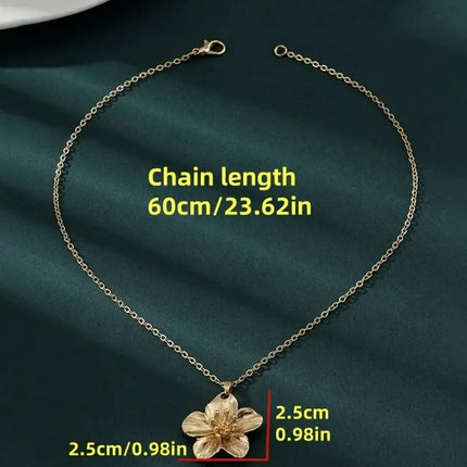 Collier Éclat Floral – Élégance Dorée & Féminité Raffinée