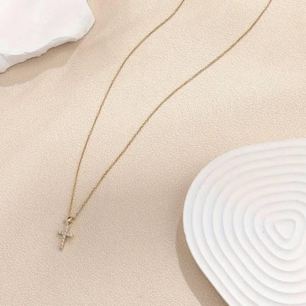Collier Croix Lumière – Force Intérieure & Éclat Féminin